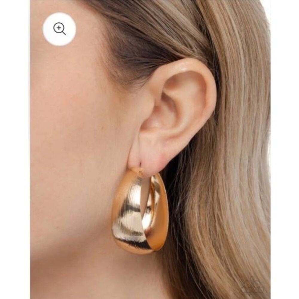 Paparazzi Subtle Sheen Bold Large Hoop Earrings Pierced Women’s Textured New